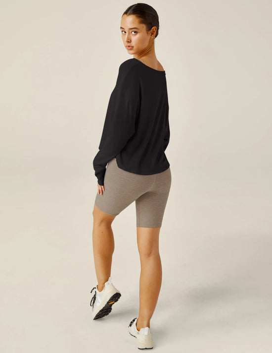 Let Loose Pullover - Black