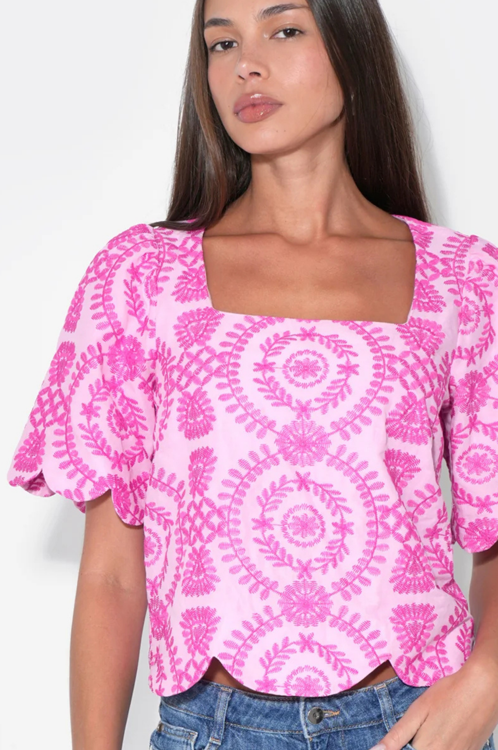 Hadley Square Neck Embroidery Scallop Top - Lilac/Magenta