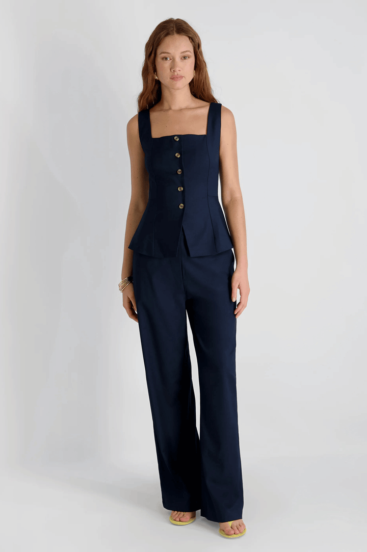 Lightweight Twill Square Neck Sleeveless Top