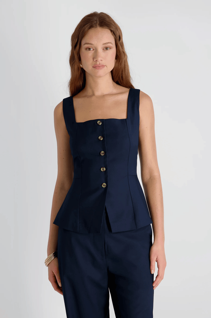 Lightweight Twill Square Neck Sleeveless Top