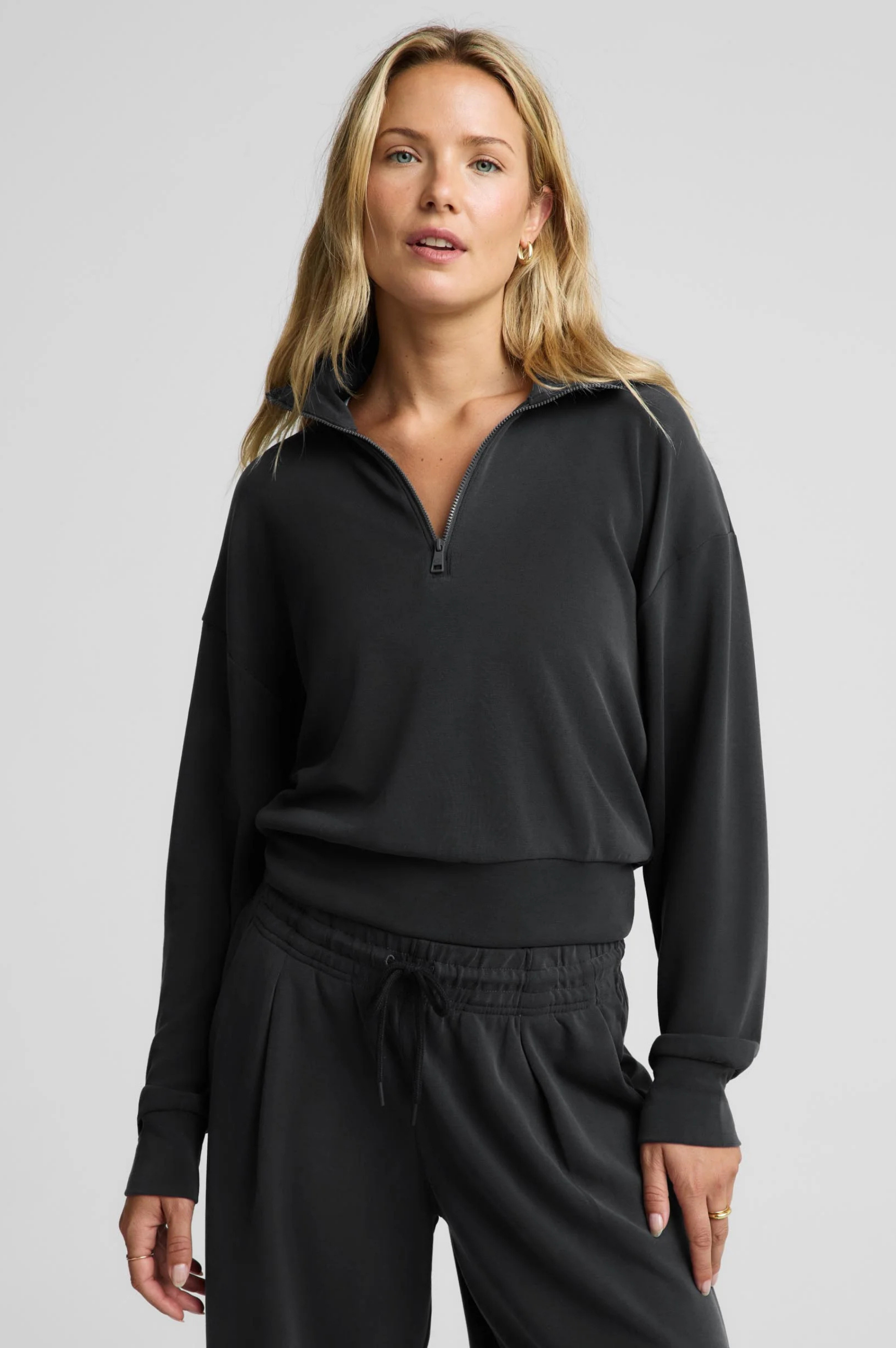 Luxe Sandwash Half Zip Pullover - Dark Charcoal
