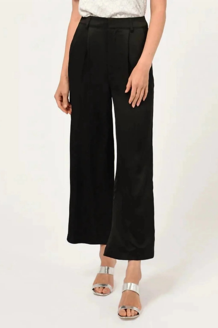 Lucia Pleat Front Wide Leg Trousers - Black
